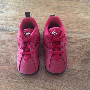 Nike Kids Gym Red Jordan MVP 92 Sneakers 7 NWT